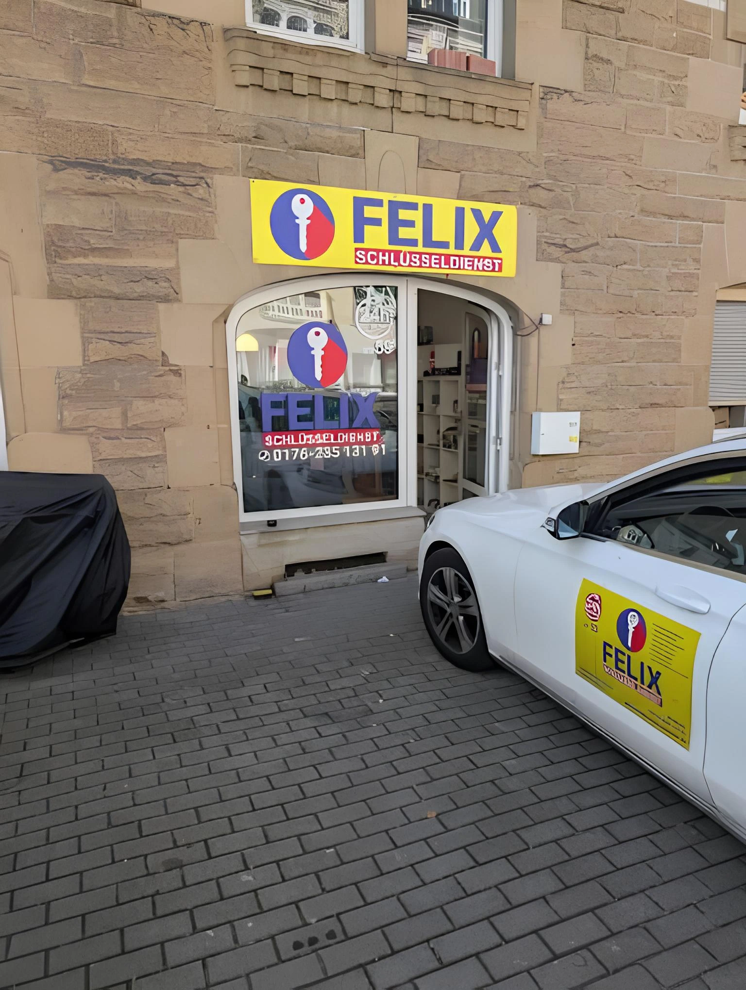 Schlüsseldienst Felix – Team im Einsatz